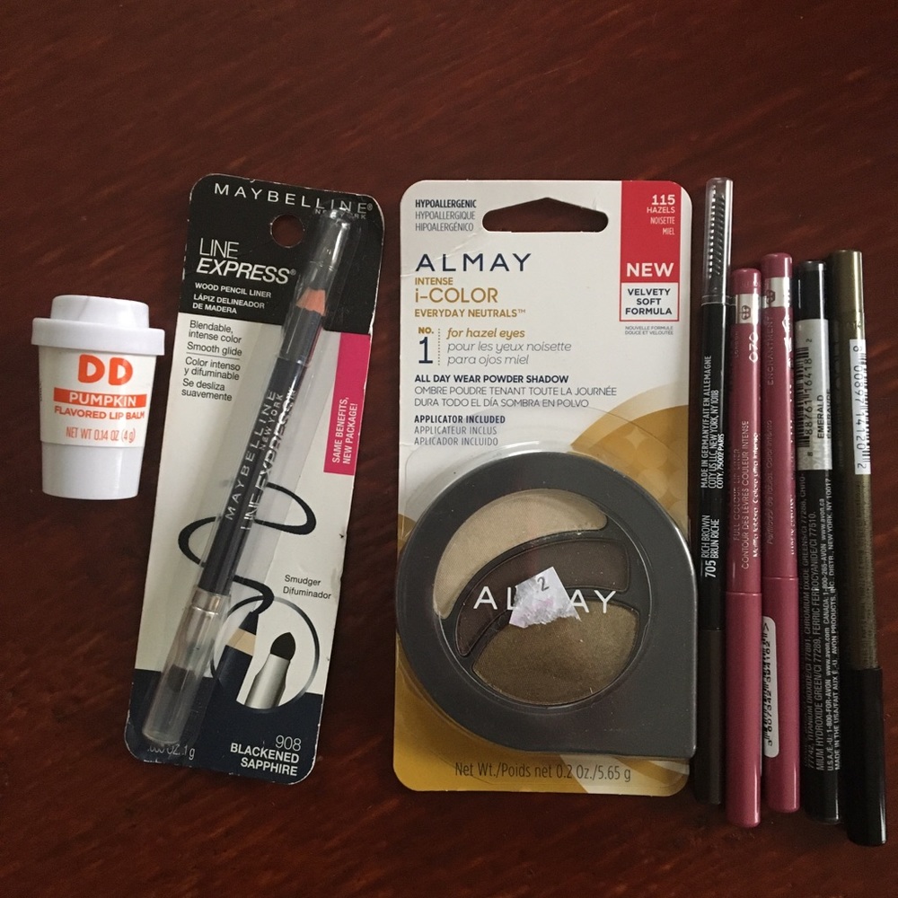 Make up bundle